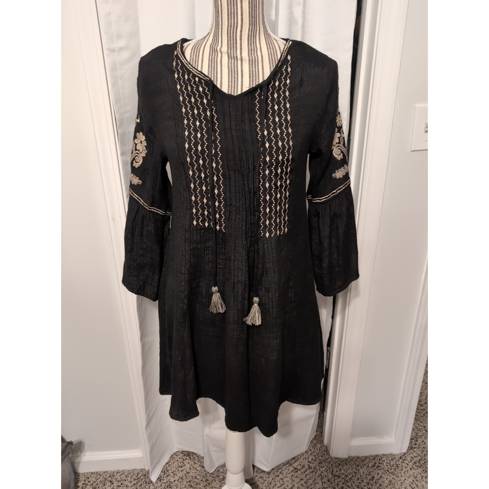 Cracker Barrel Boho Crinkle‎ Tunic Black Gold Embroidery Bell Sleeves Small
